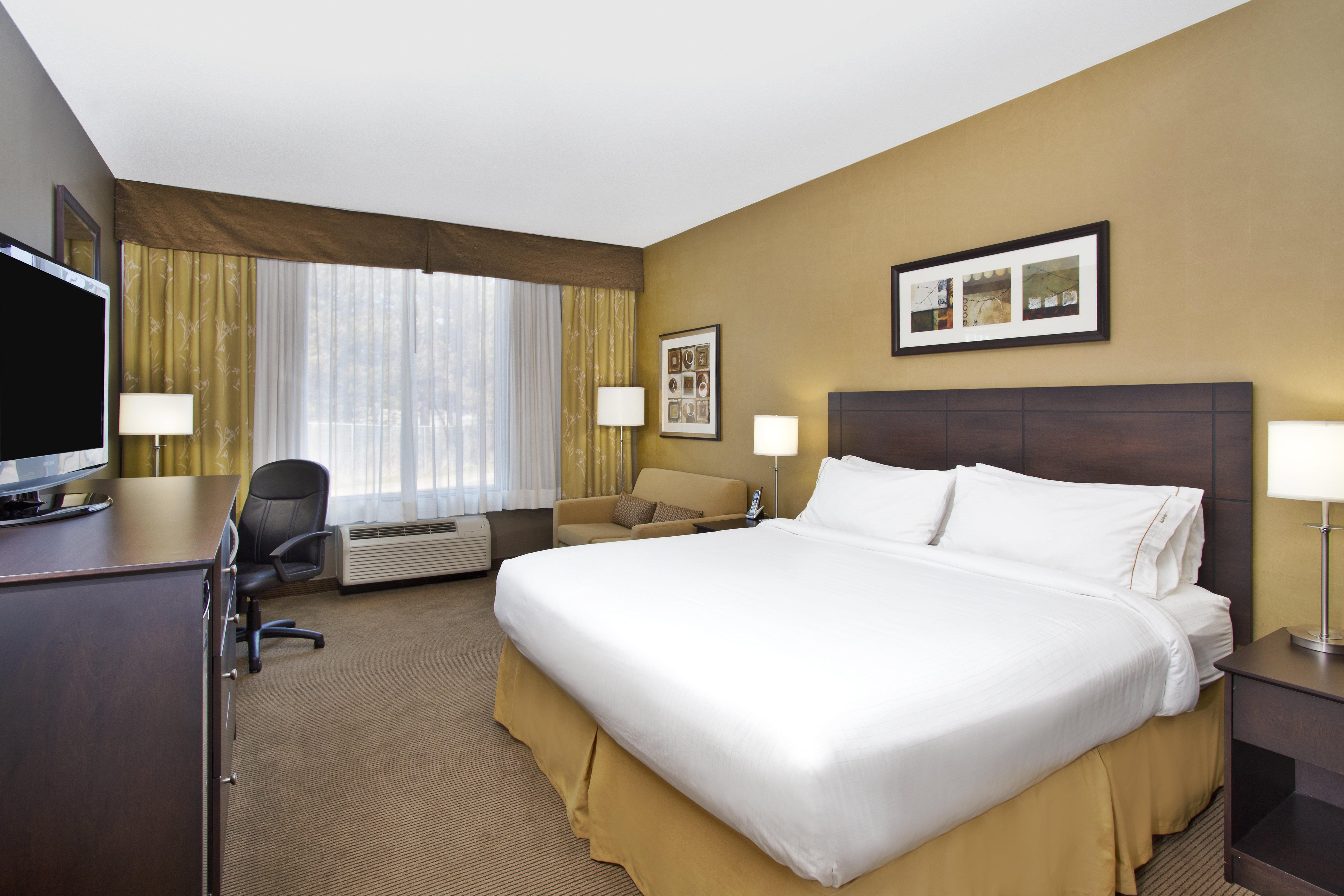 Holiday Inn Express Kingston Central By Ihg Exterior photo